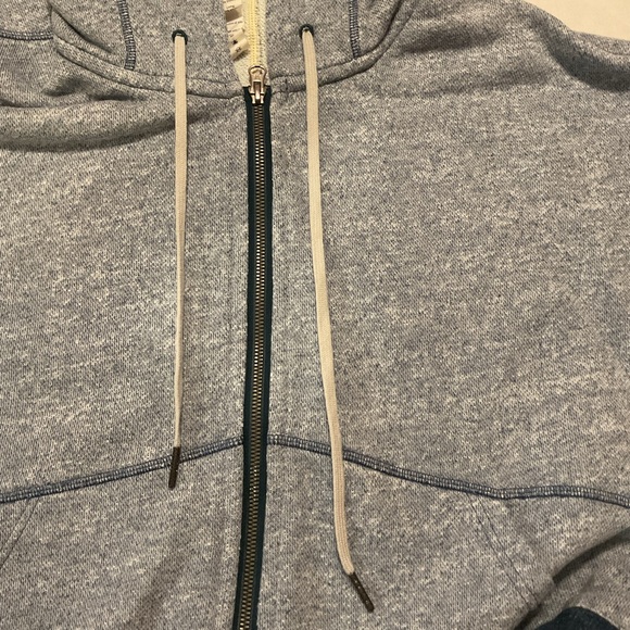 Lululemon in the Loop Hooded Poncho Front Zip Heathered Blue - Picture 9 of 9